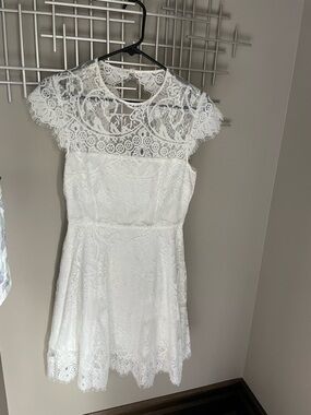 BB Dakota White Lace Mini Dress with Cap Sleeves